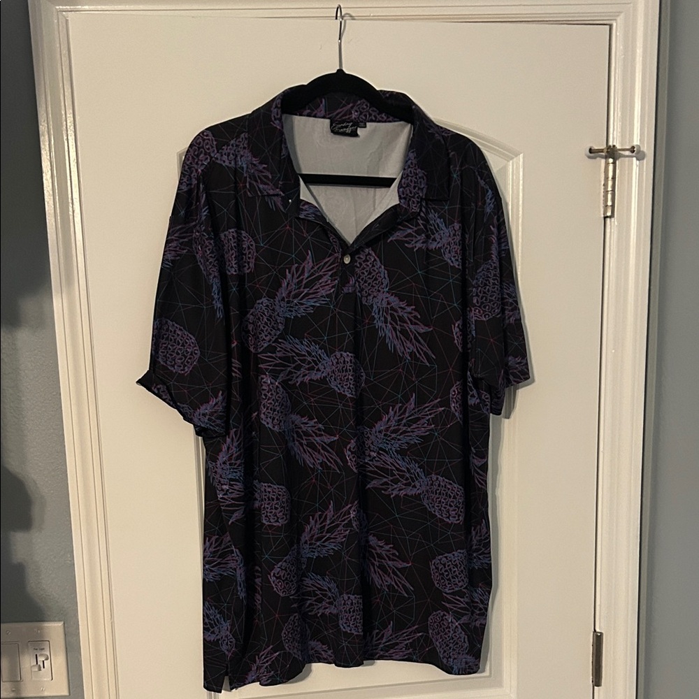 Sunday Swagger Men’s Golf Polo Shirt 2XL – Black w/ Purple & Blue Tropical Leaf